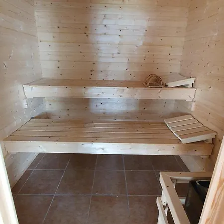 Holenský Dvůr