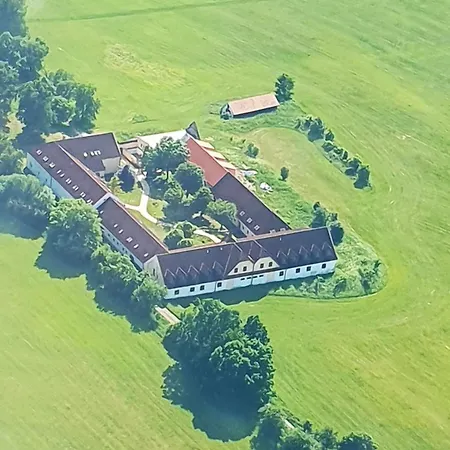 Holensky Dvur Ratibor (Jindrichuv Hradec )