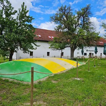 Holensky Dvur
