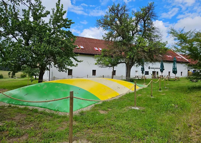 Holensky Dvur
